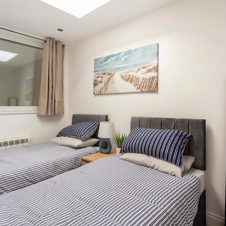 Beautiful 2 Bed Apartment Just Steps To The Beach Weymouth Exteriör bild